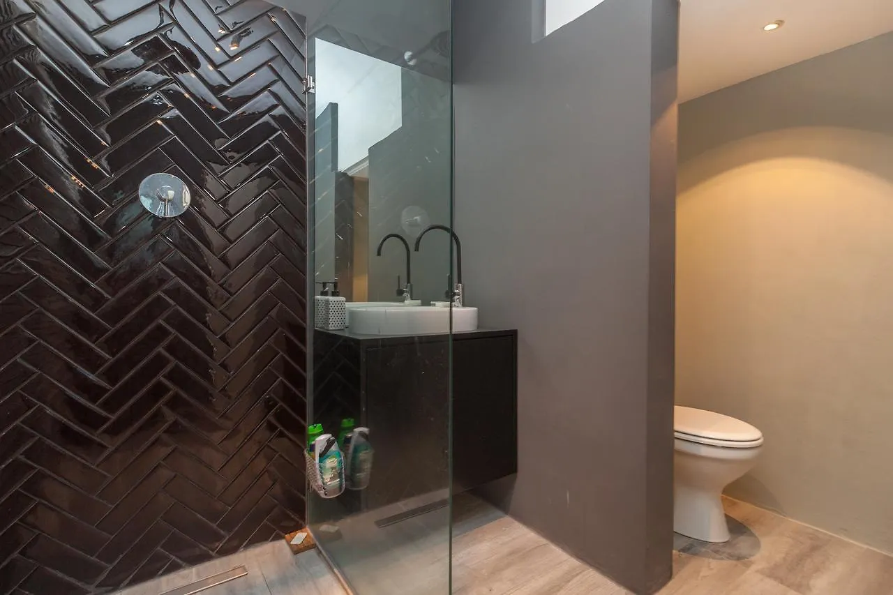 Keerom 66 - Beautiful Modern Apartment In Heart Of Cape Town