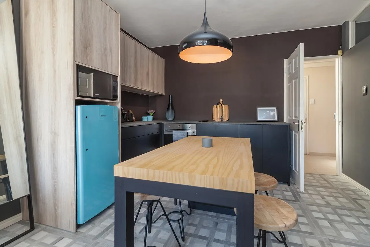Keerom 66 - Beautiful Modern Apartment In Heart Of Cape Town